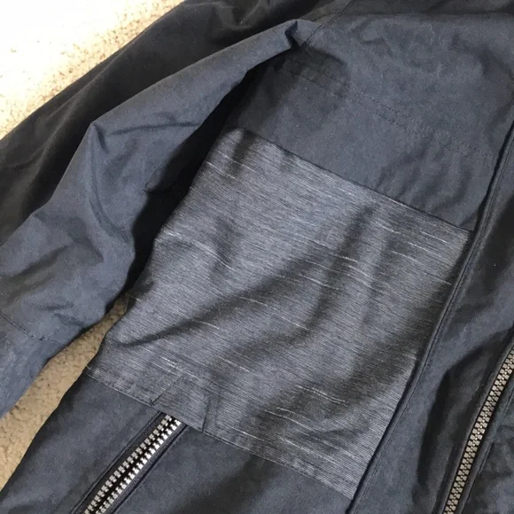 NEW Roxy Snow Jacket - Picture 3 of 13